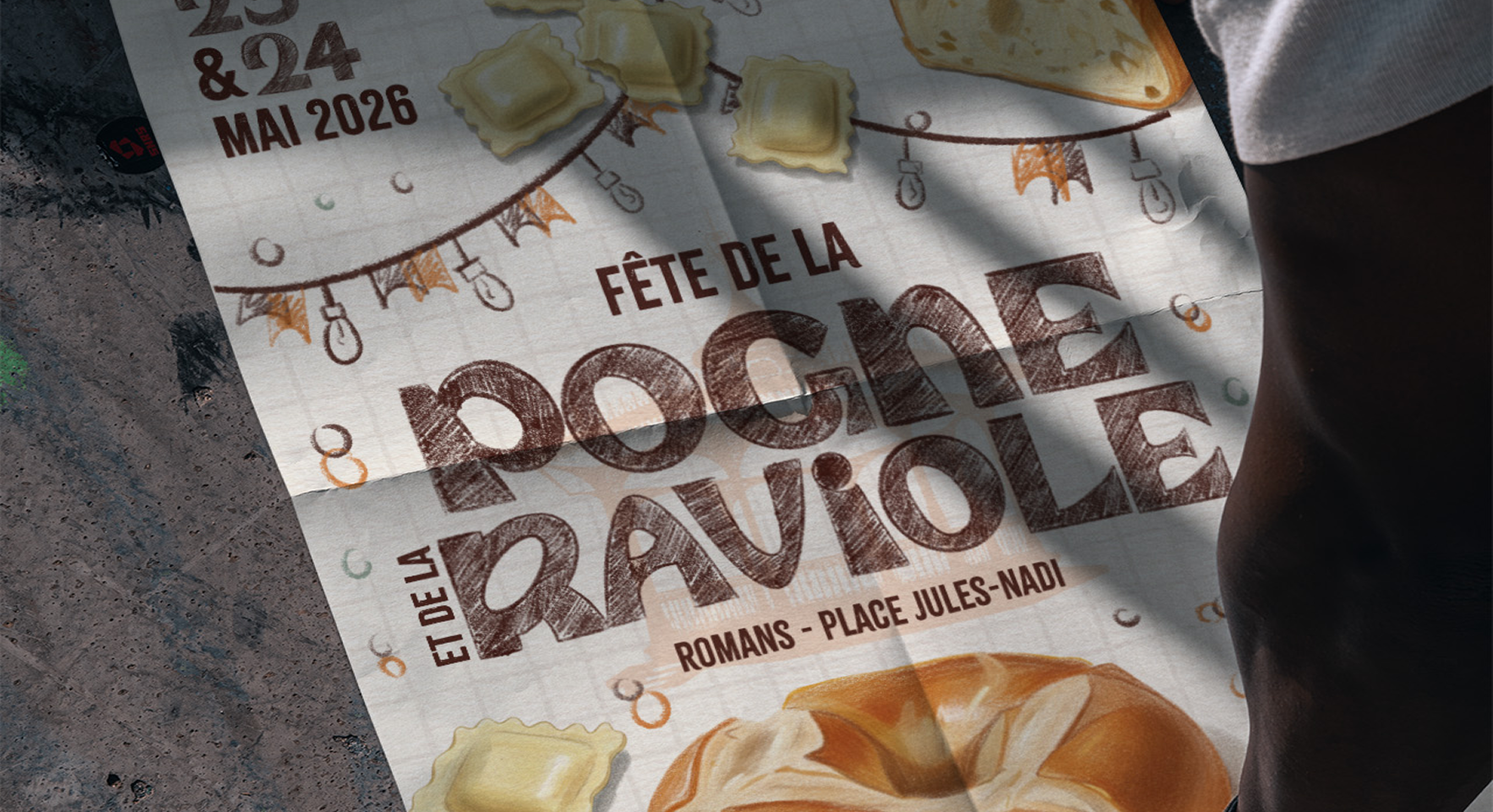 Flyer de la fête de la pogne et de la raviole création par Alicia Pioche - Designer Graphique à Valence